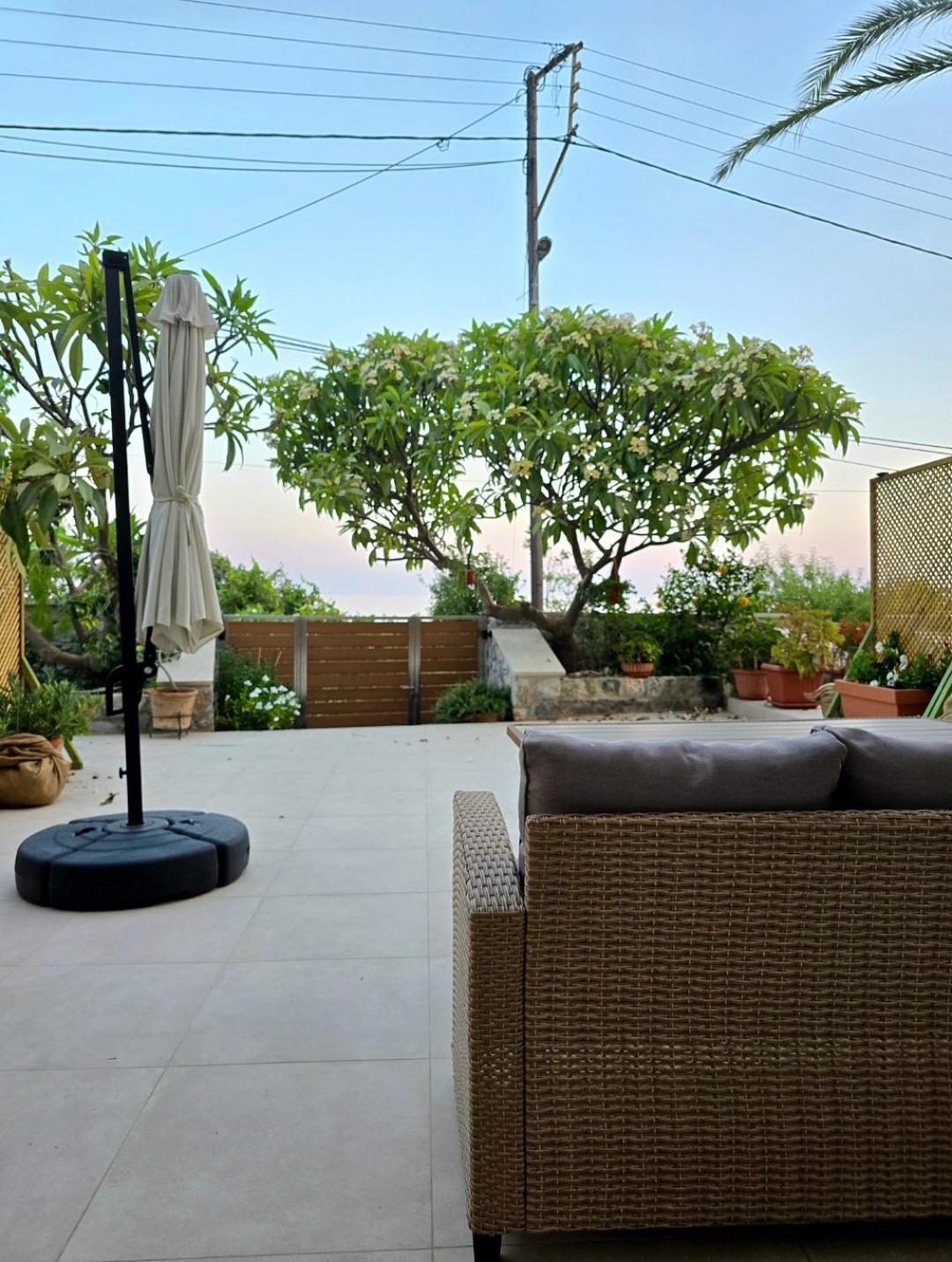 Wind Apartment In Agia Ruméli Exterior foto